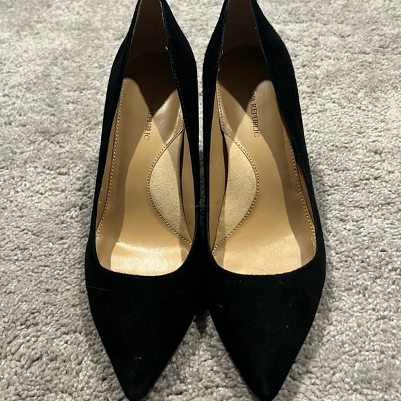 Banana Republic Heels - Picture 3 of 5